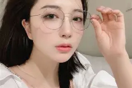 旺仔小乔翻车实录：900多块看面具网红演唱会割韭菜新姿势！